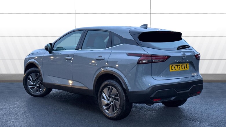 Nissan Qashqai 1.3 DiG-T MH Acenta Premium 5dr Petrol Hatchback